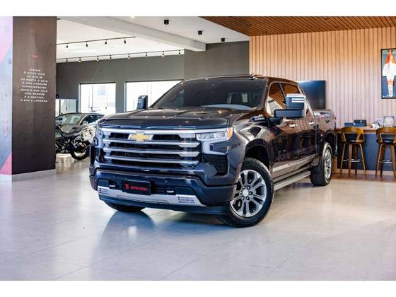 CHEVROLET SILVERADO 5.3 V8 GASOLINA 1500 HIGH COUNTRY 4X4 AUTOMÁTICO